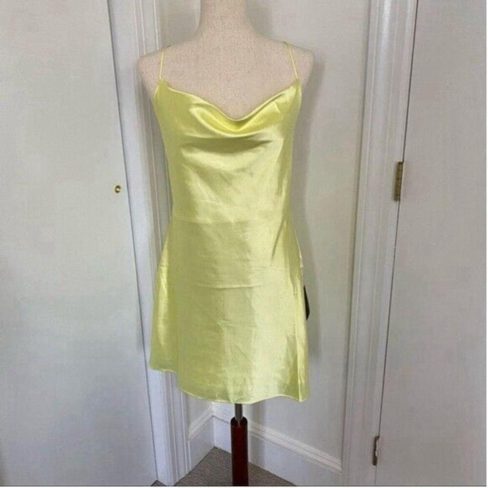 Lulu's NWT Yellow Satin Cowl Lace up Slip Dress Size Large - Picture 4 of 7
